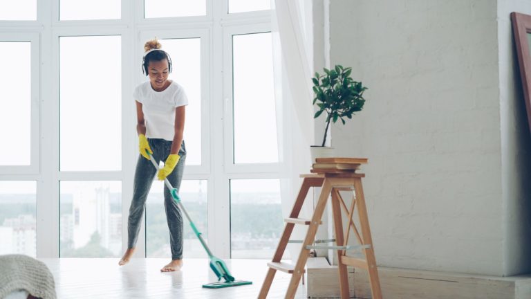 Как подготовить квартиру к выходным: чек-лист уборки в Минске